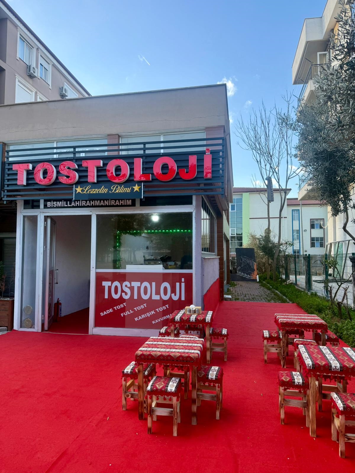 Tostoloji